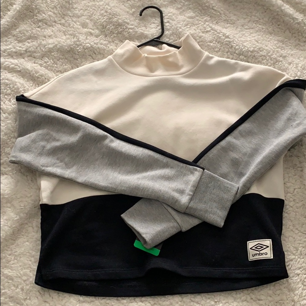 BNWT Umbro turtleneck sweater